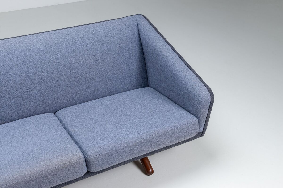 Illum Wikkelso ML-90 three-seater sofa Laursen Denmark 1960