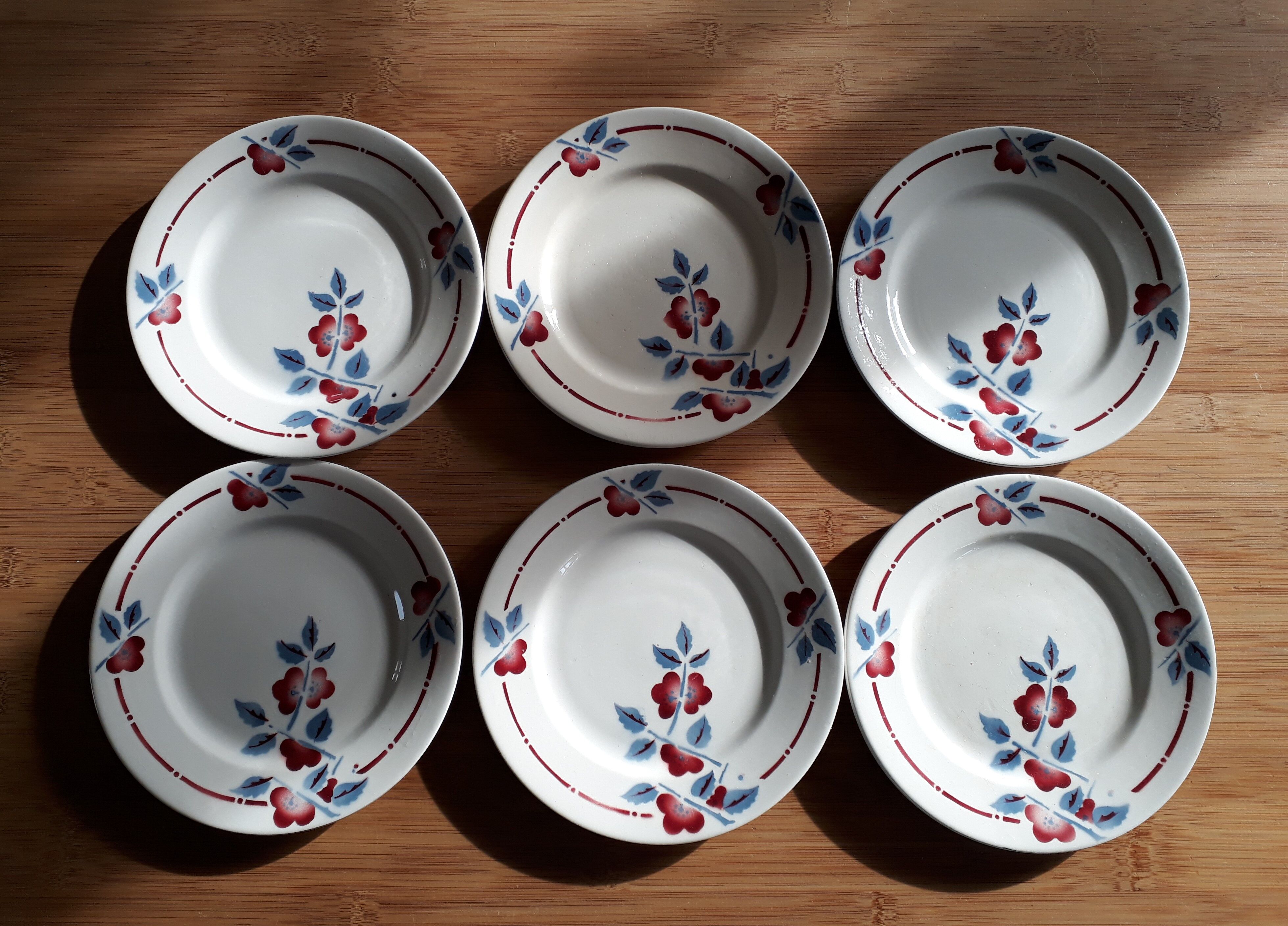 Lot de 6 assiettes à dessert anciennes Céranord-St Amand modèle IENA