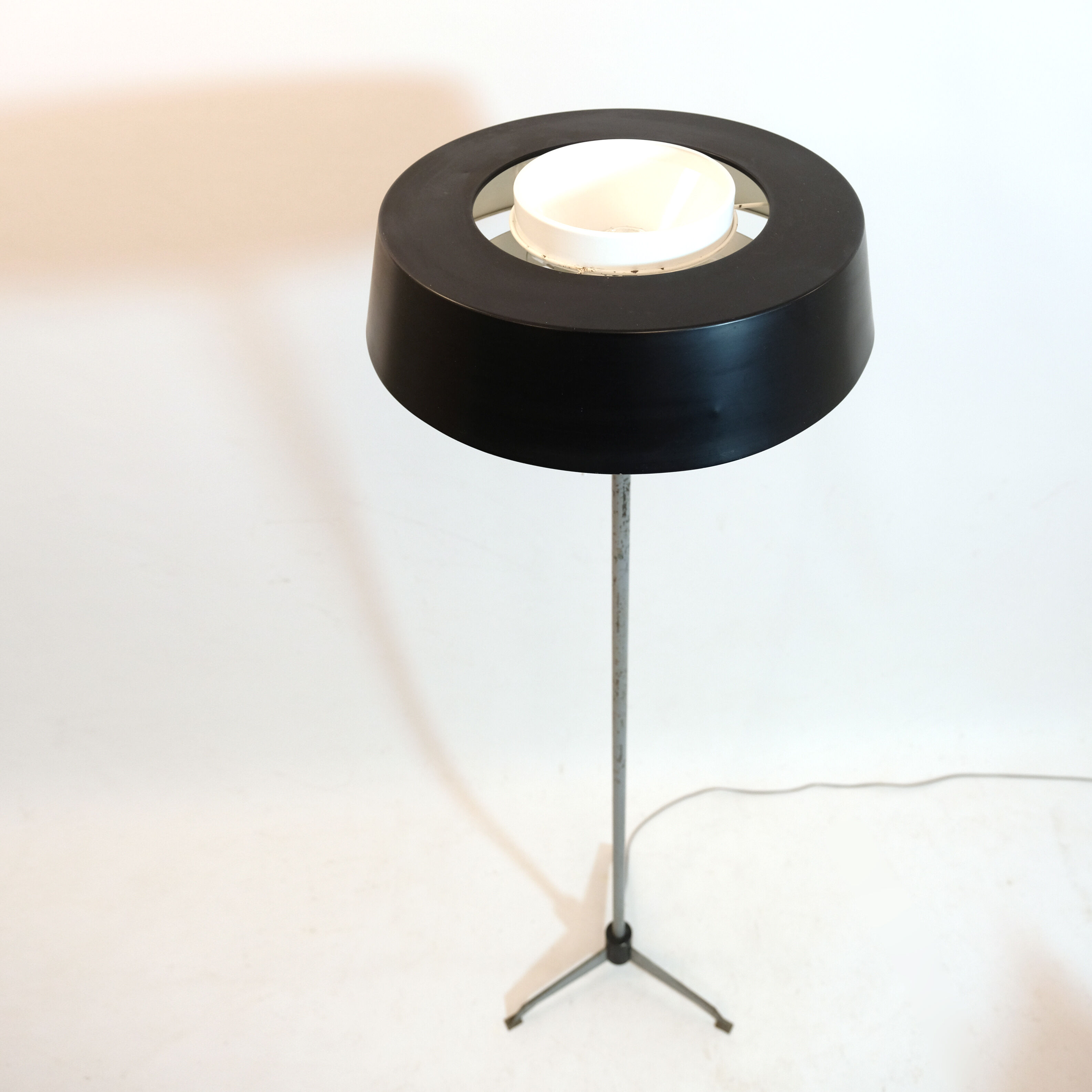 ST7128 floor lamp by Niek Hemstra, 1950