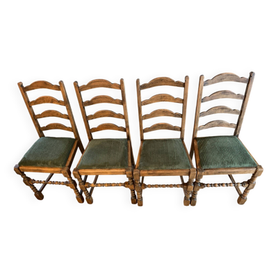 4 chaises anciennes assises velours vert