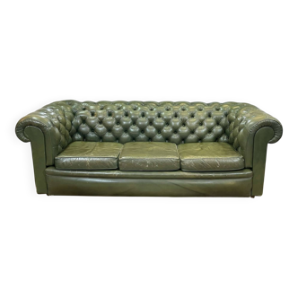 Canapé Chesterfield en cuir vert 3 places des années 1970