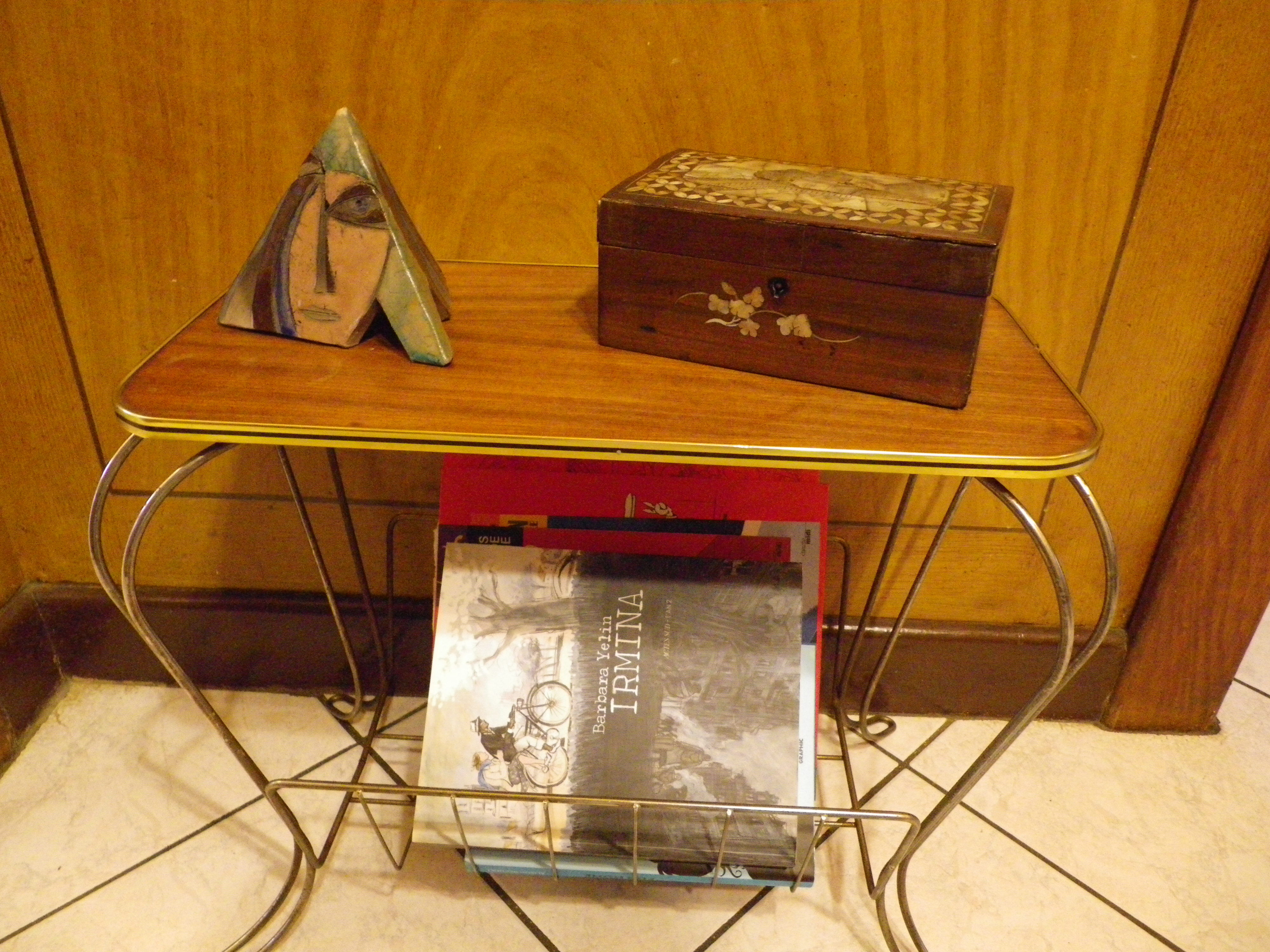 Tablet with magazine door from the 1950s/60s