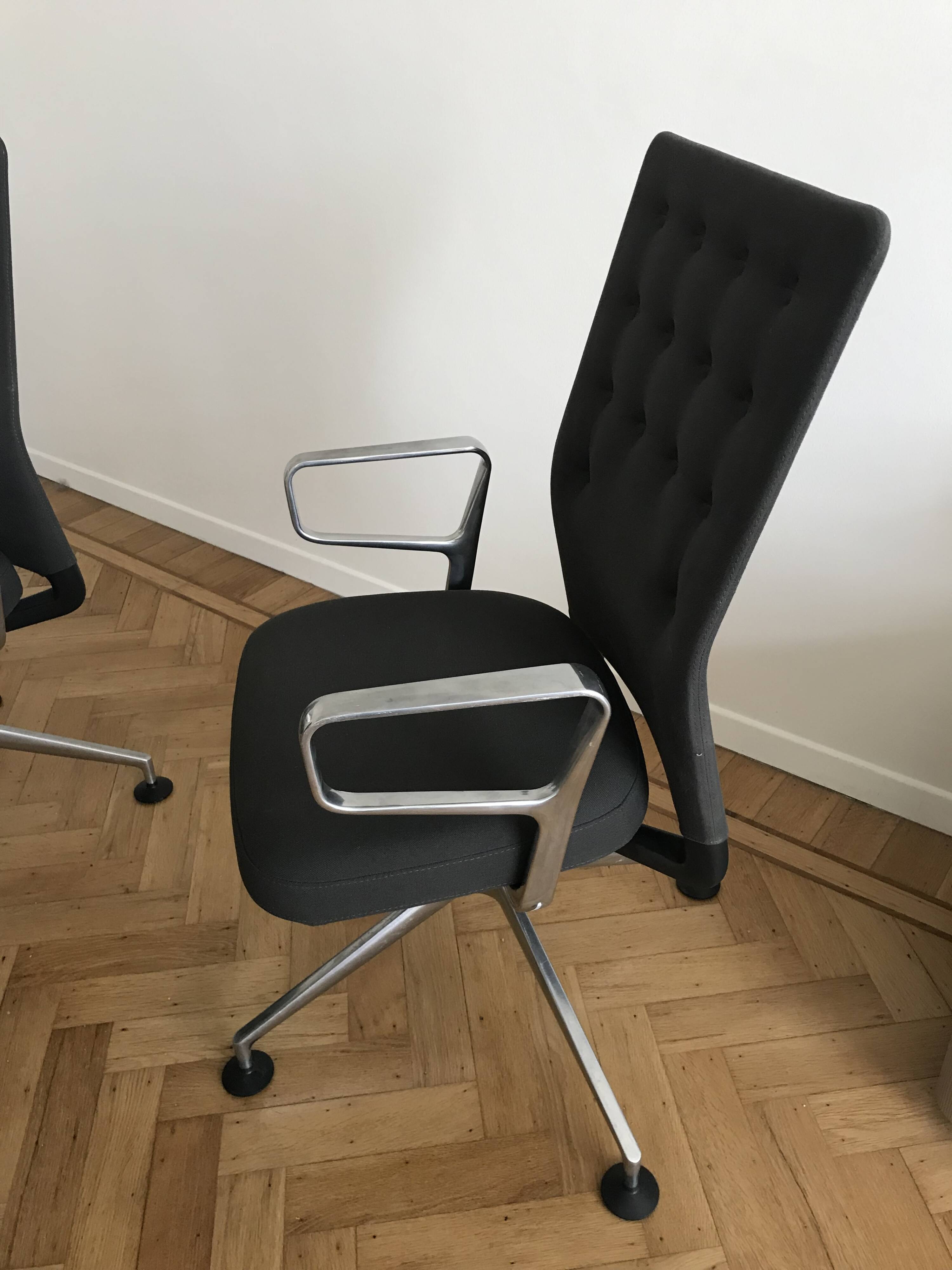 4 Vitra ID Trim chairs by Antonio Citterio