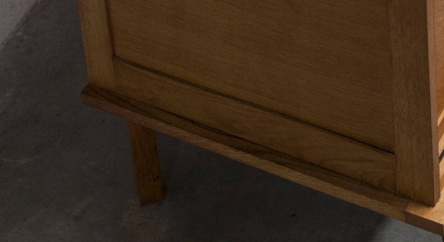 Armoire penderie 1950 pieds compas portes coulissantes plateau neuf