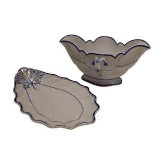 Lot of a saucier and 4 ravires in late 19th century porcelain, white, blue and gold