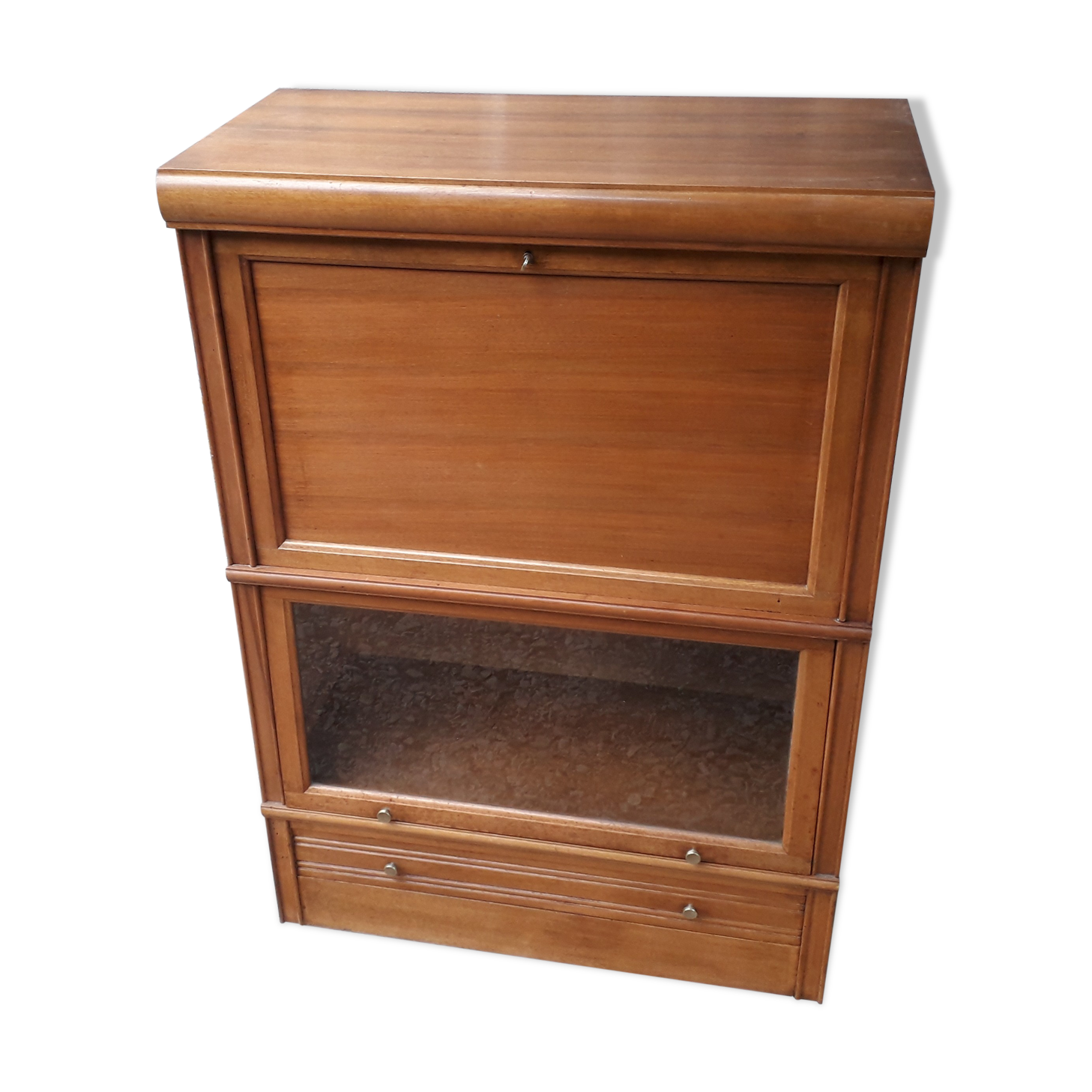 MD storage furniture