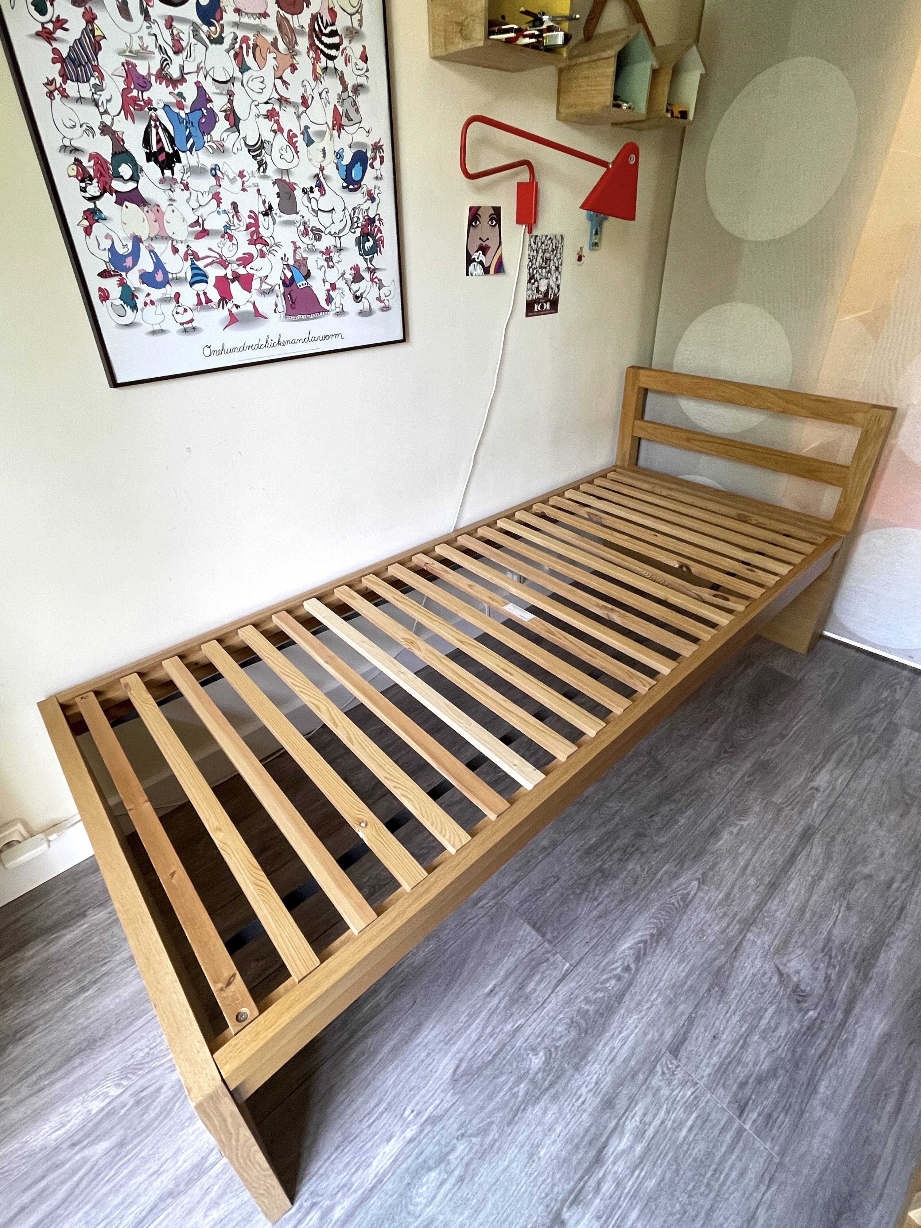 Lit simple 90x200 cm chêne massif, habitat (modèle adams) + matelas confort