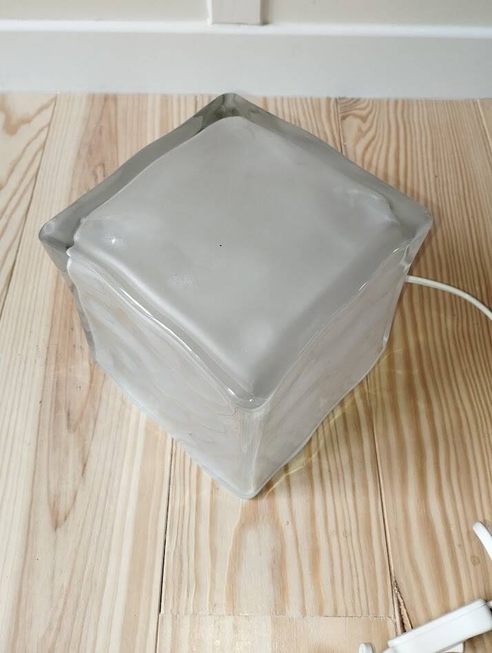 Ikea Iviken lamp with ice effect – iconic design from the 2000s