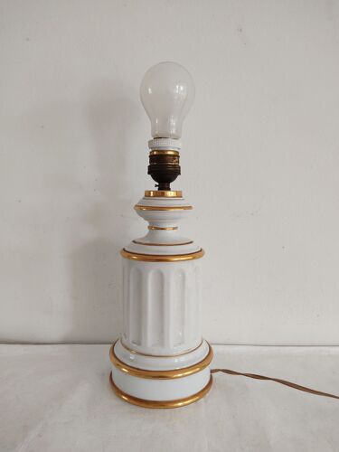 Foot of vintage lamp in Brussels porcelain