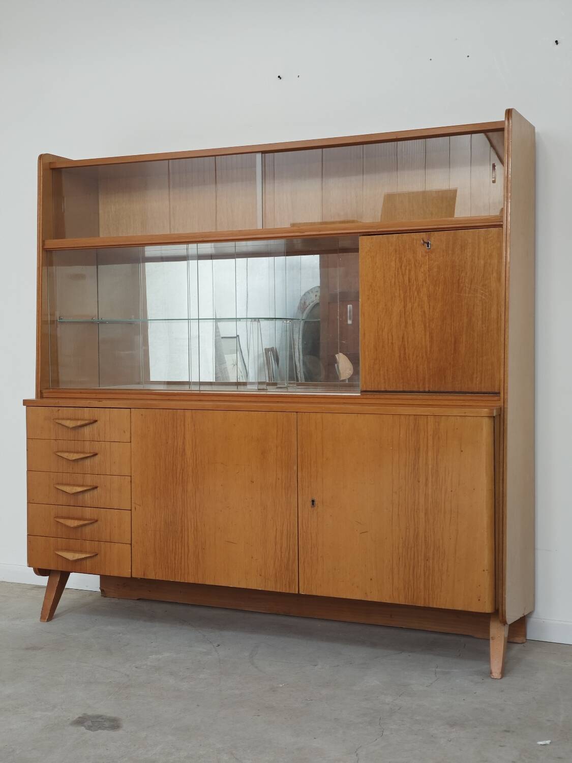 Vintage Czech display cabinet by Frantisek Jirak for Tatra 1960