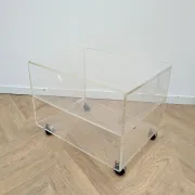 Vintage coffee table in plexiglass from the 1970s.