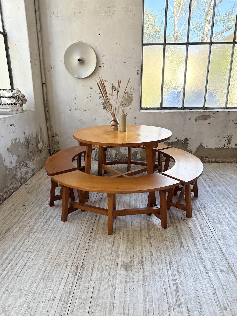 Set of round table and 4 rounded benches, 1950