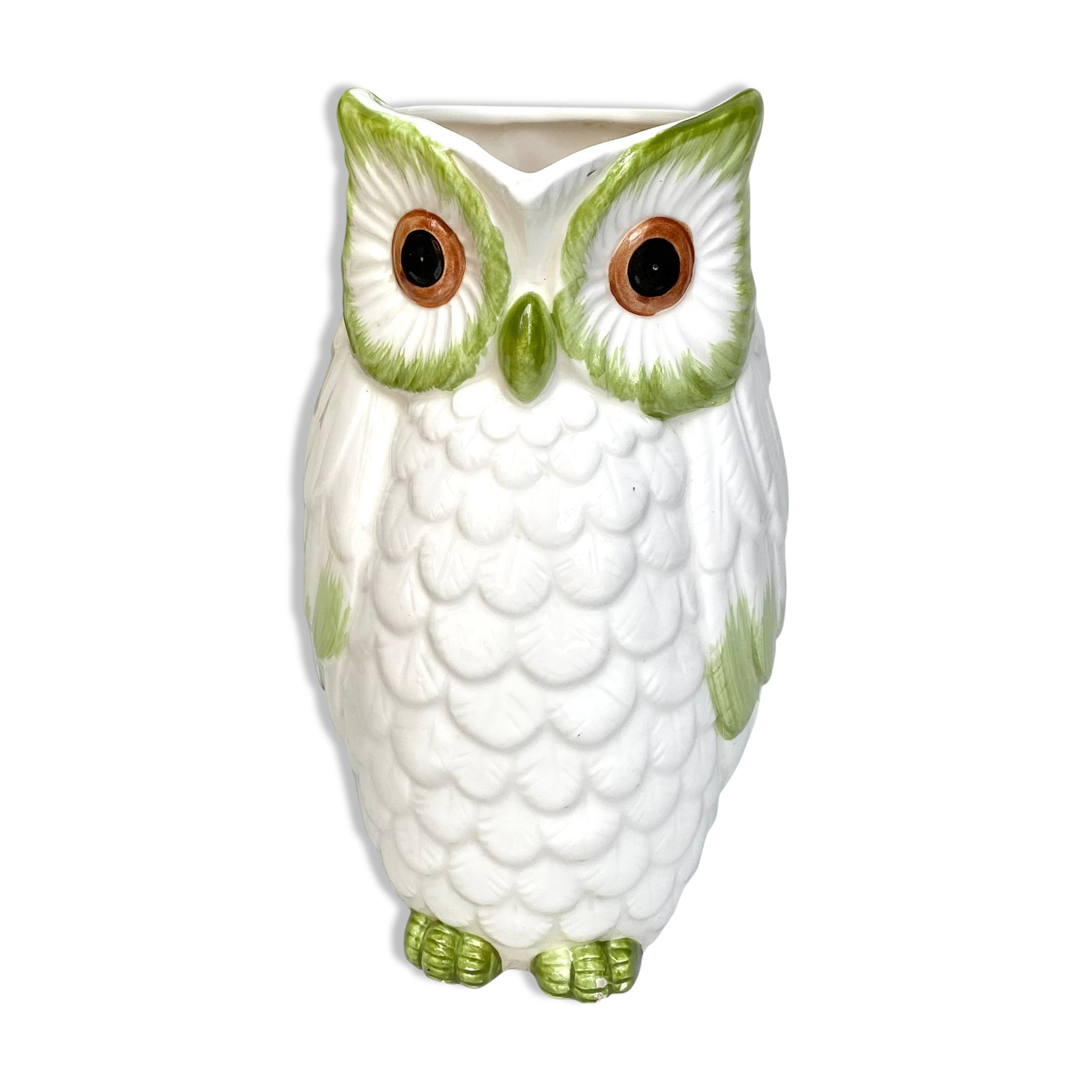 Pitcher in slurry owl