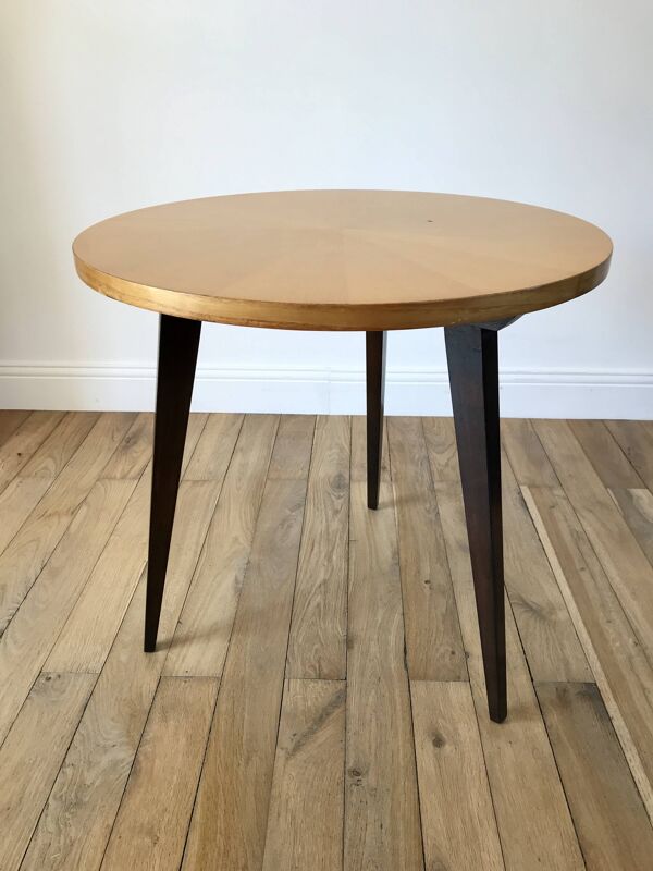 Table basse tripode en bois et marqueterie bicolore design scandinave 1950