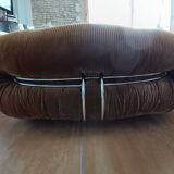 Soriana set of 4 pieces including a 4-seater sofa, 2 armchairs, and a pouf by Tobia and Afra Scarpa, Italy.