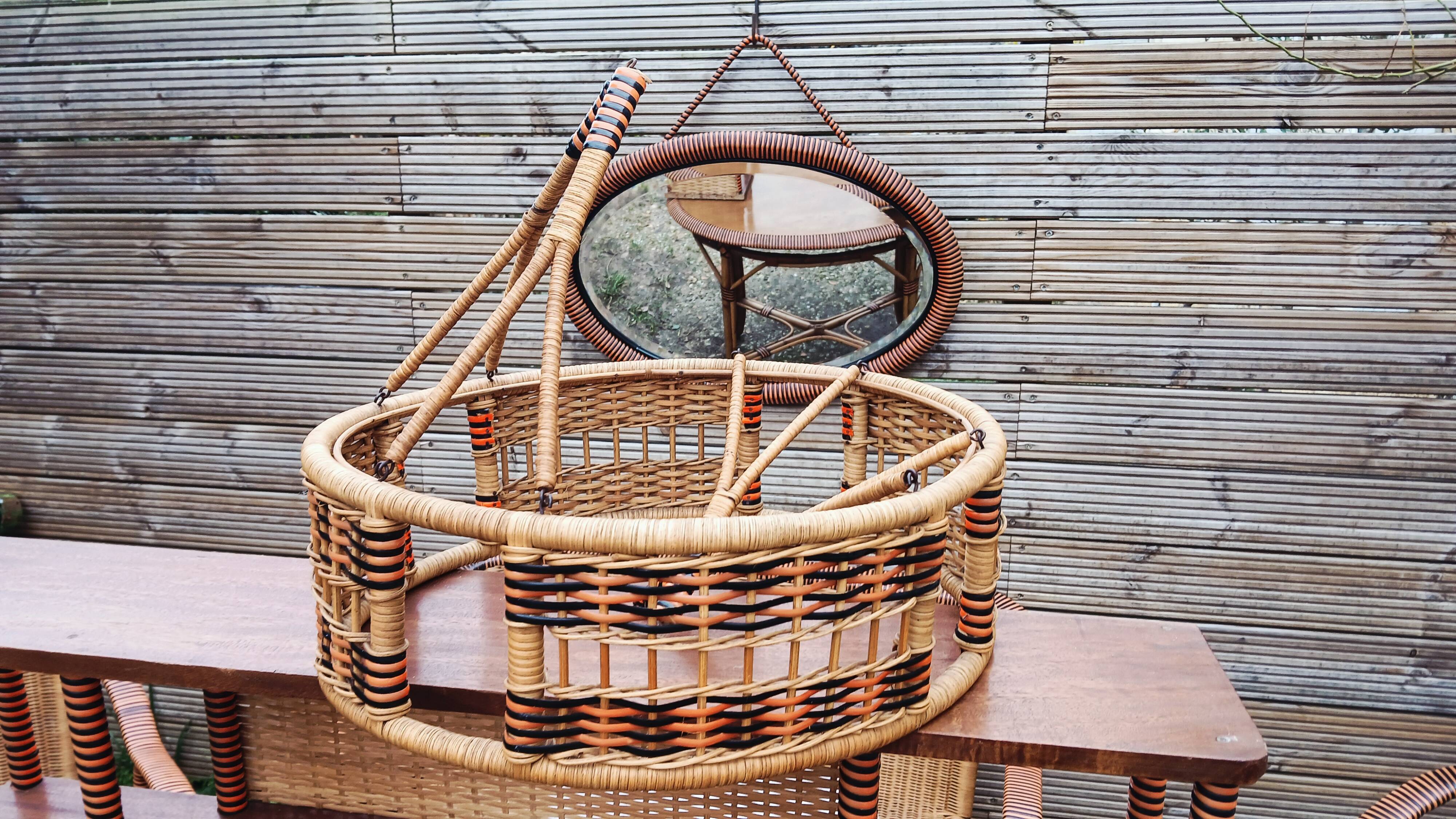 Salon d'hiver ancien en rotin (7 pièces)