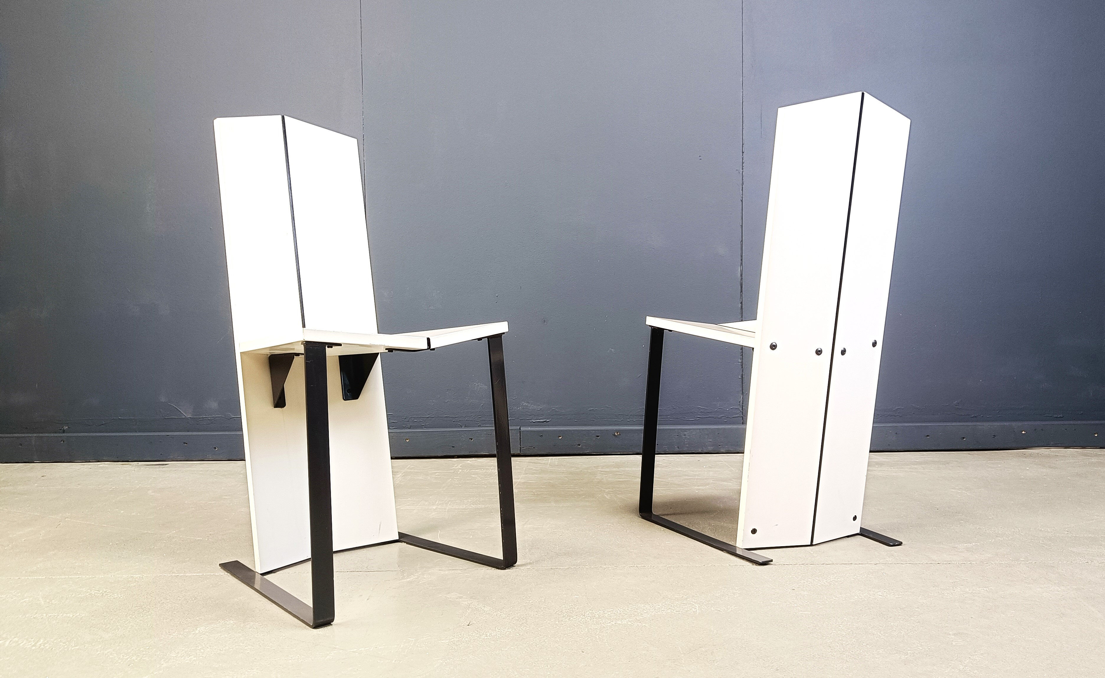 Chaises de salle à manger postmodernes, ensemble de 6 - années 1980