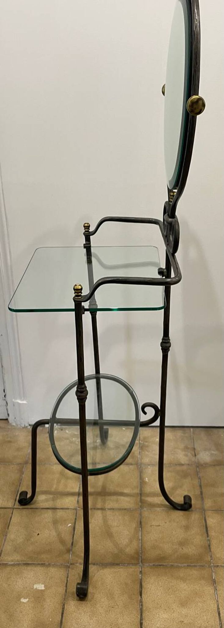 Serviteur de salle de bain en fer forgé