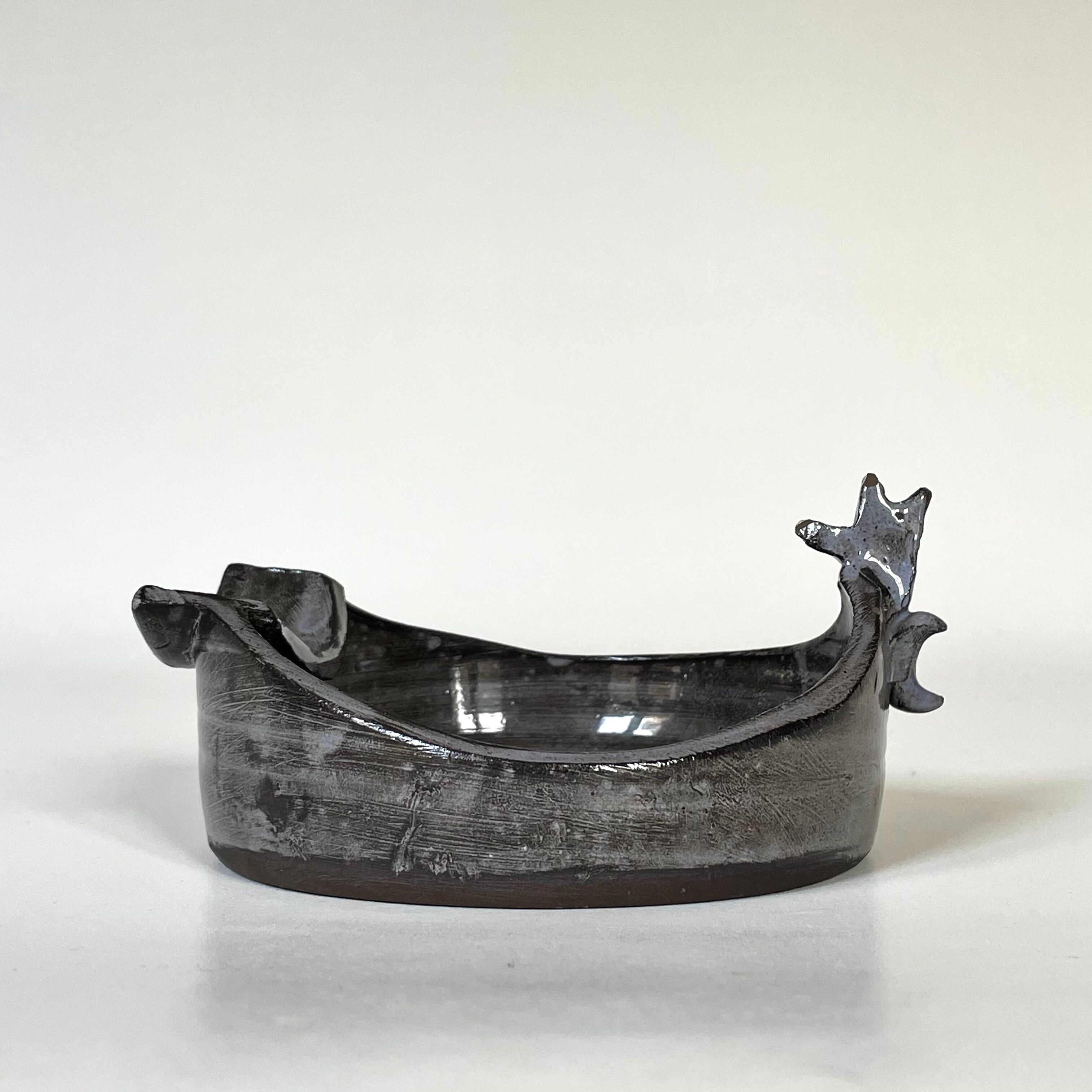 Vide-poche cendrier zoomorphe en céramique, circa 1960