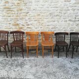 Chaises de bistrot depareill"es