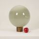 Lampe boule en verre opalescent et bronze patiné.  Contemporain.
