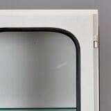 Armoire à pharmacie vintage, années 1970