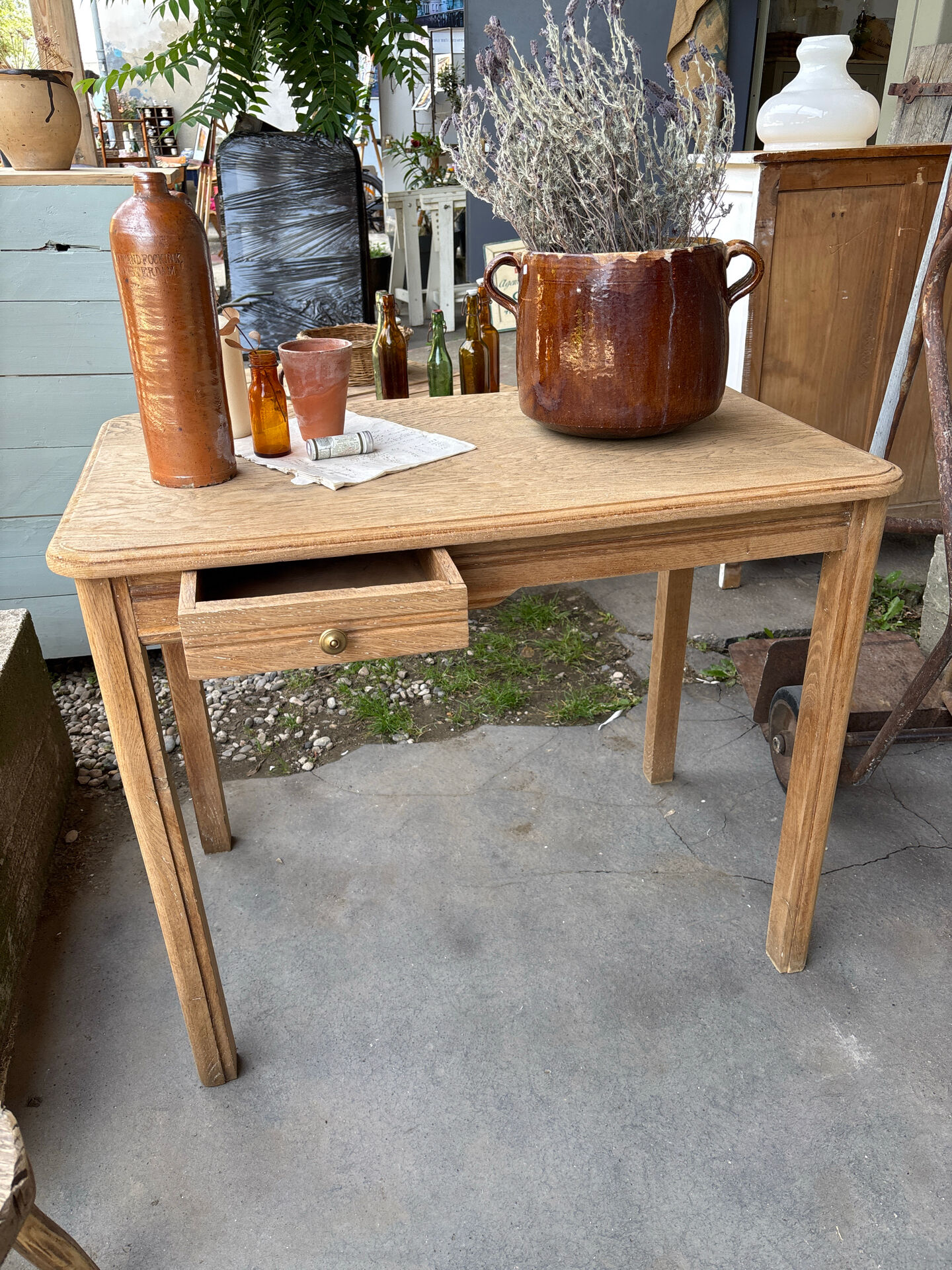 Petite table en chêne