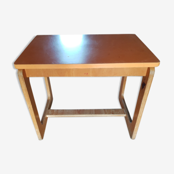 Child desk