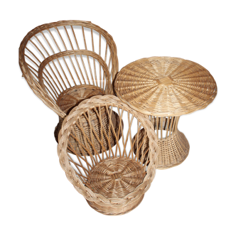 Vintage childrens Wicker lounge