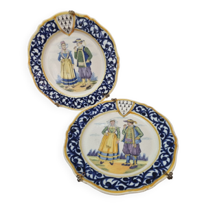 2 assiettes Henriot Quimper