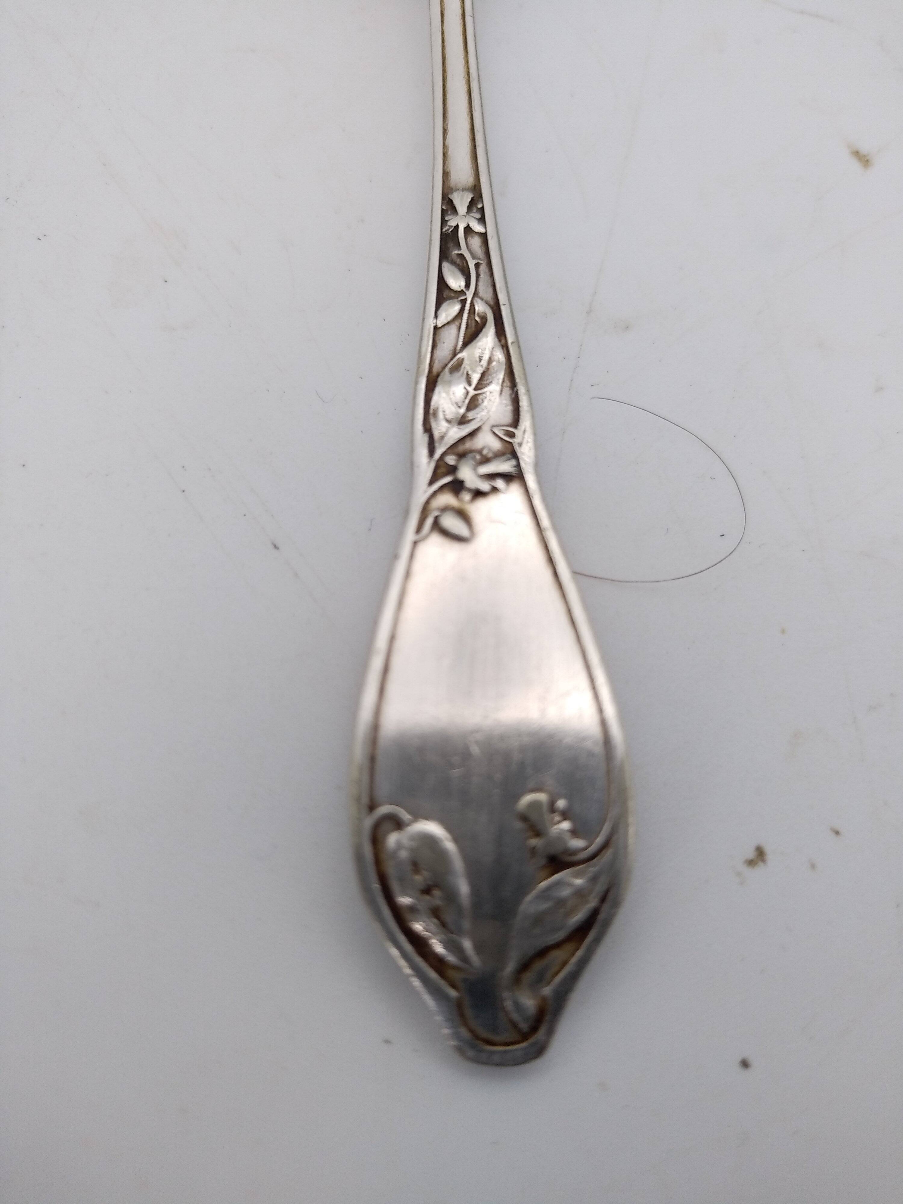 12 teaspoons/moka. 6 Boulenger and 6 laurel marking.