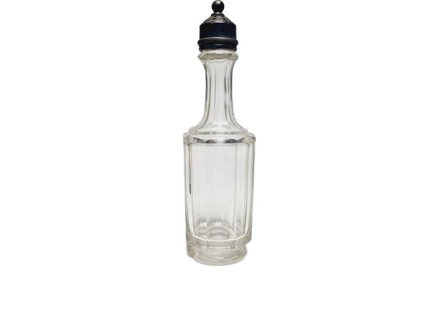 Biedermeier olive and oil carafe, 1900s