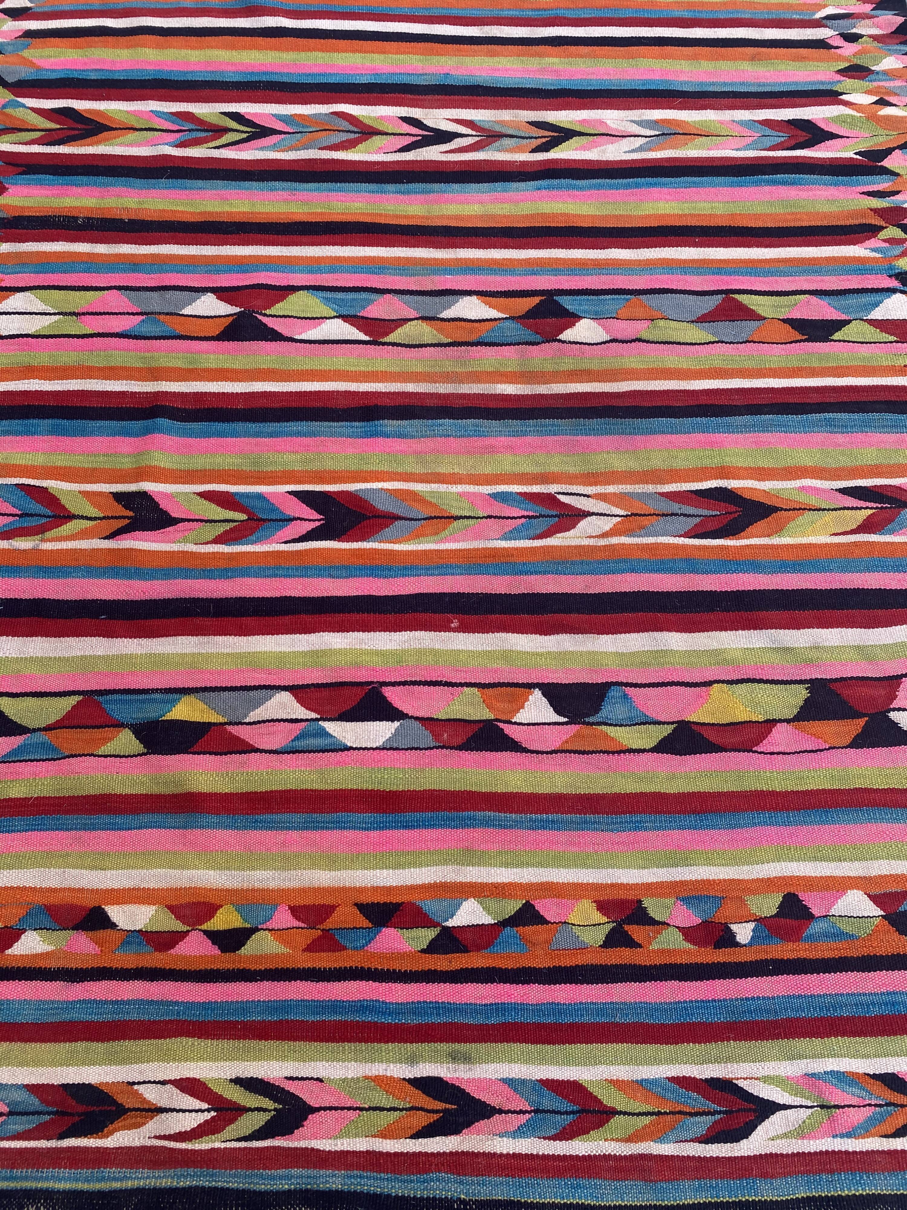Very beautiful large old Kilim of Morocco 136x216 cm
