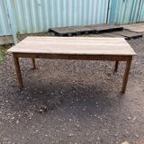 Farm table