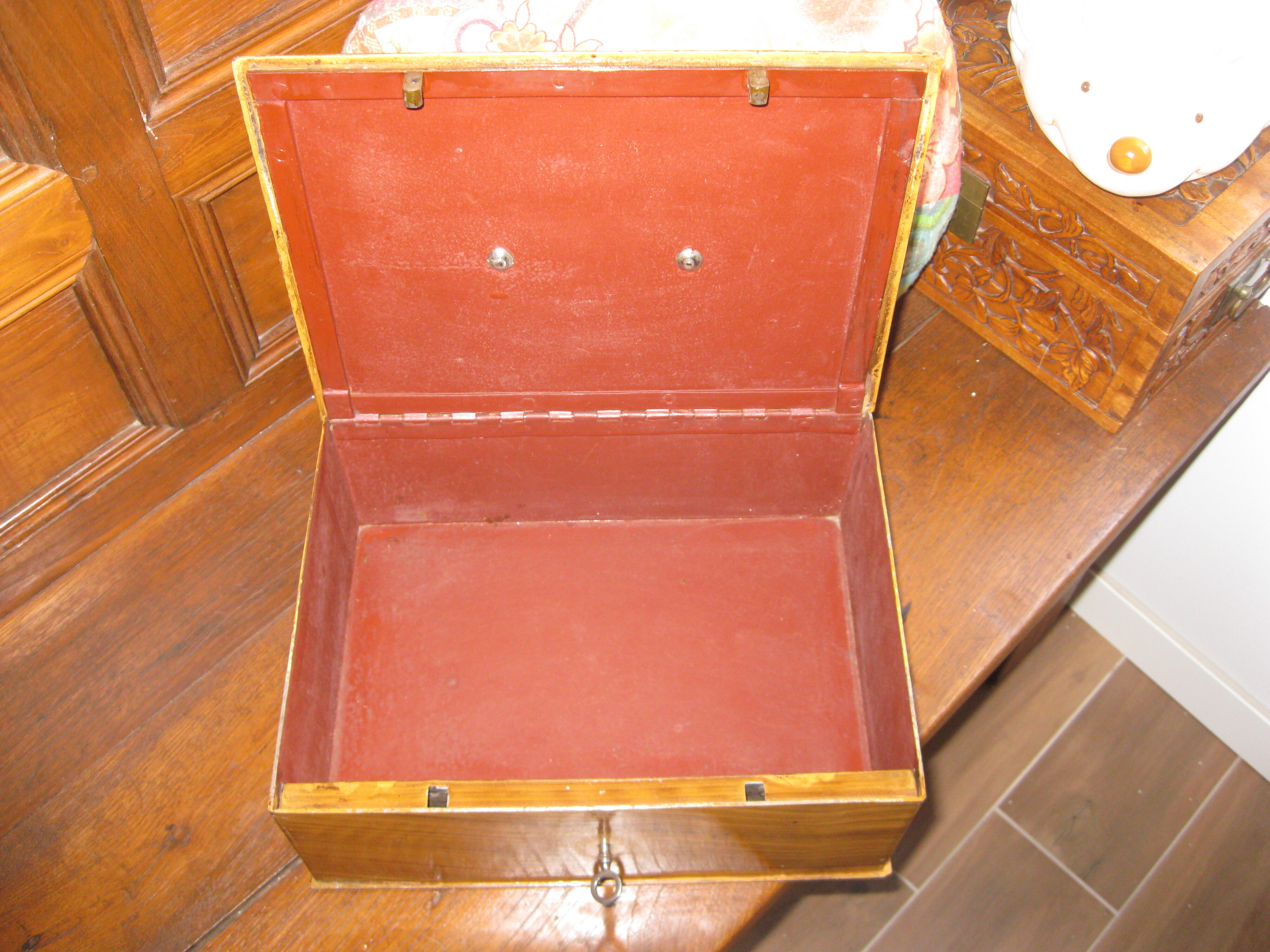 Box safe hard metal imitation wood