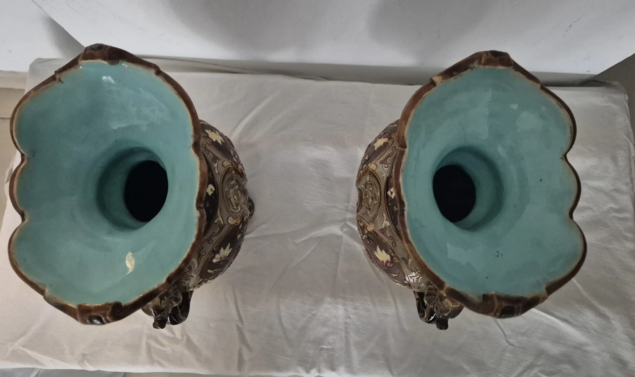 Pair of major vases in majolica - Wilhelm Schiller & Son