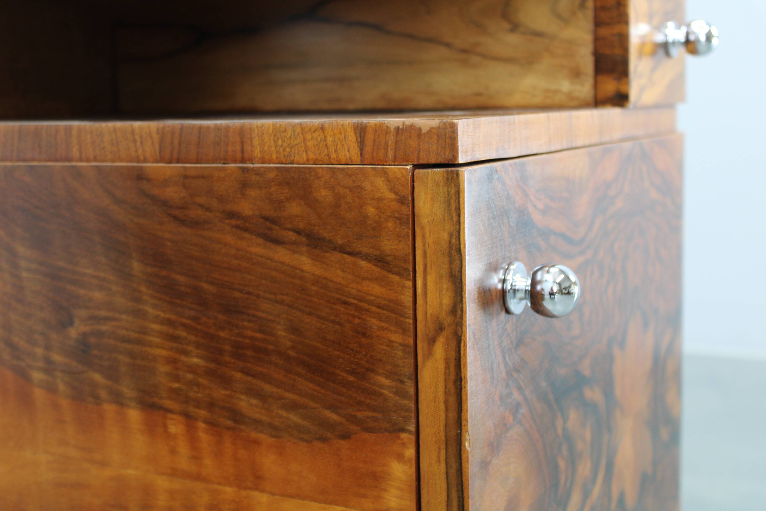 Pair of Art Deco walnut bedside tables from the 1930s.