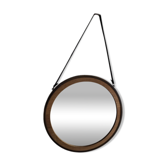 Round mirror