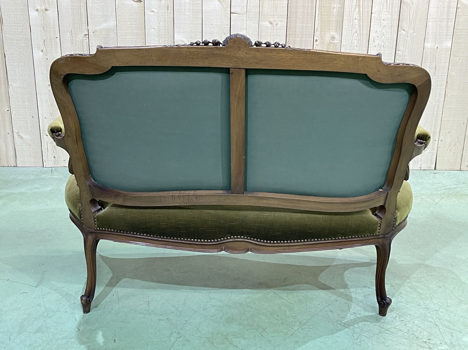 Early 20th century louis XV style bench in walnut