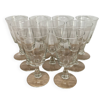 Set of 9 white wine glasses