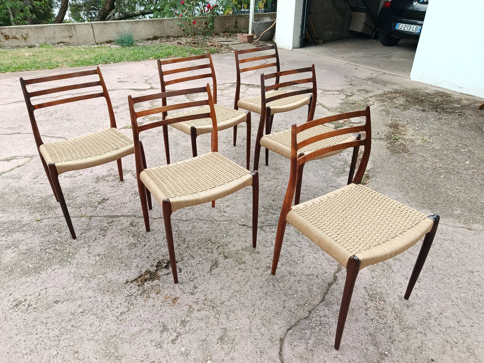 6 rosewood chairs no. 78 Niels Otto Moller