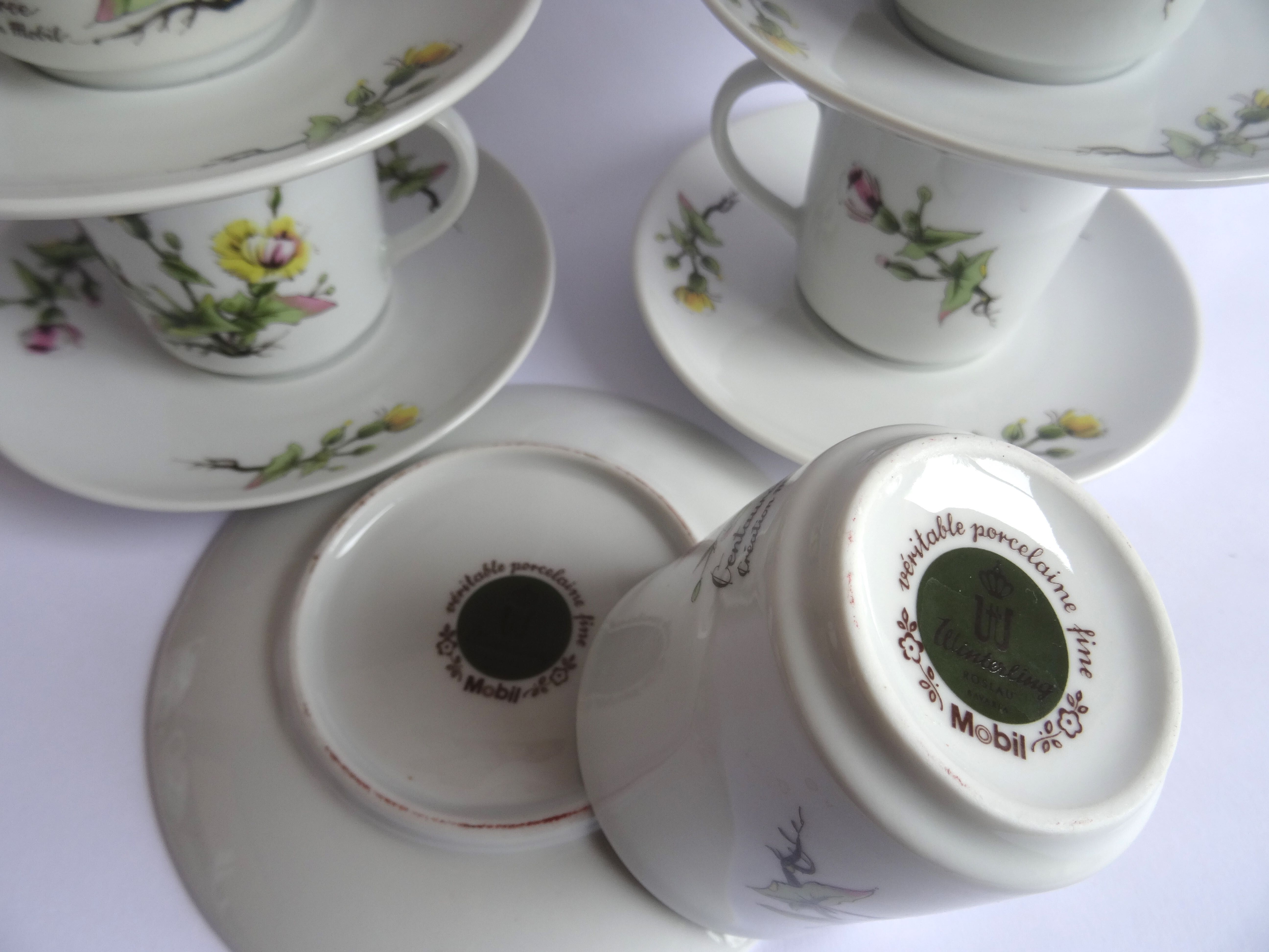 Mobil porcelain coffee cups