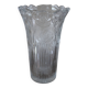 Vase en verre ciselé à décor de roses vintage