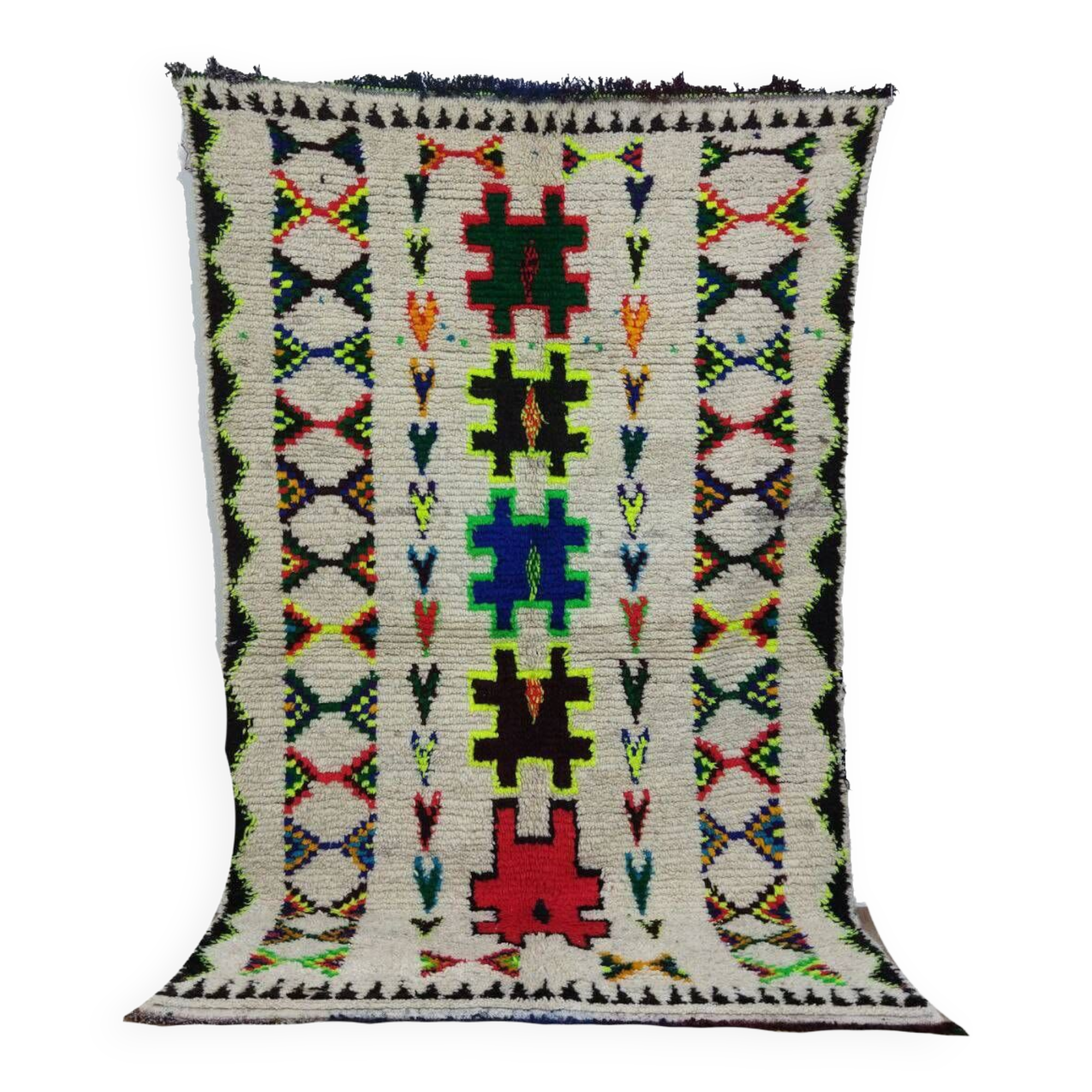 Handcrafted Moroccan Berber Rug 233 X 136 CM