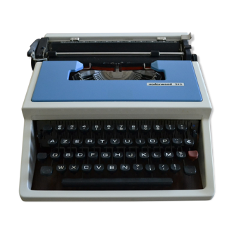 Machine à écrire Underwood 315