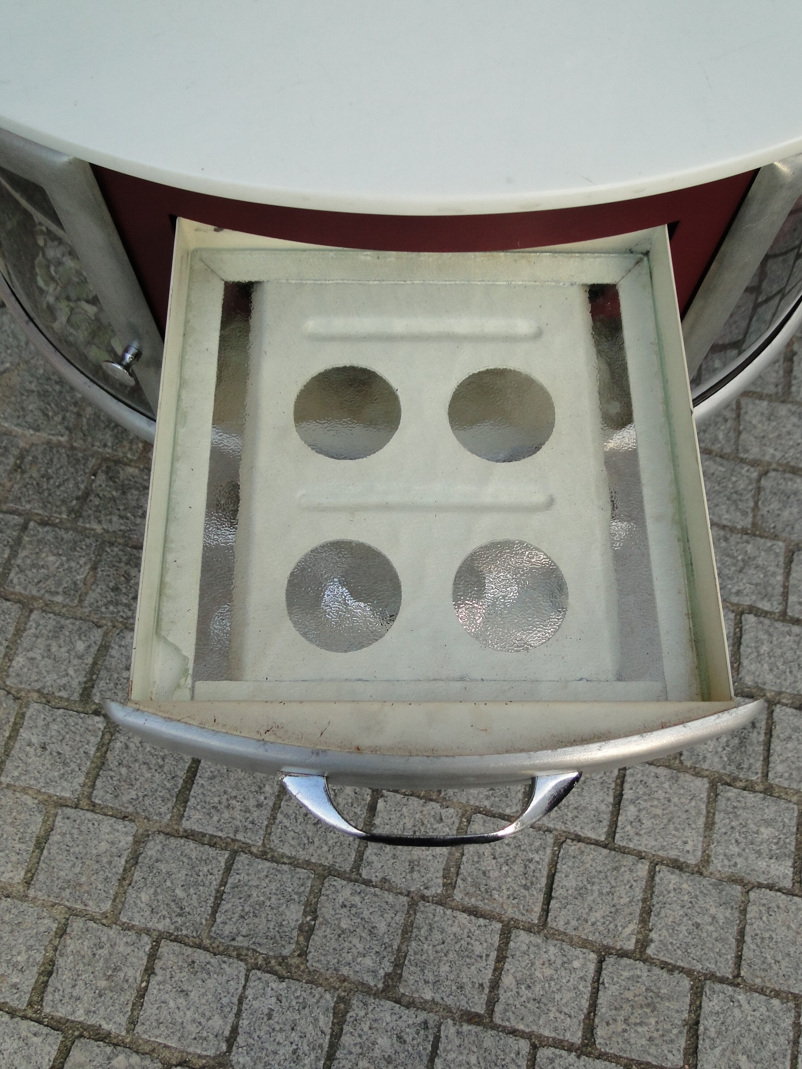 Dentist's furniture, girator