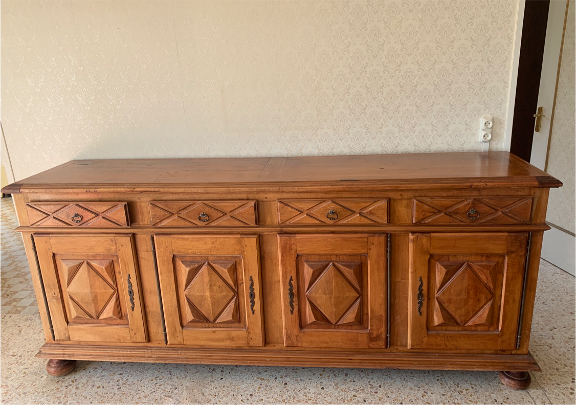 Vintage 4-door sideboard in solid wood