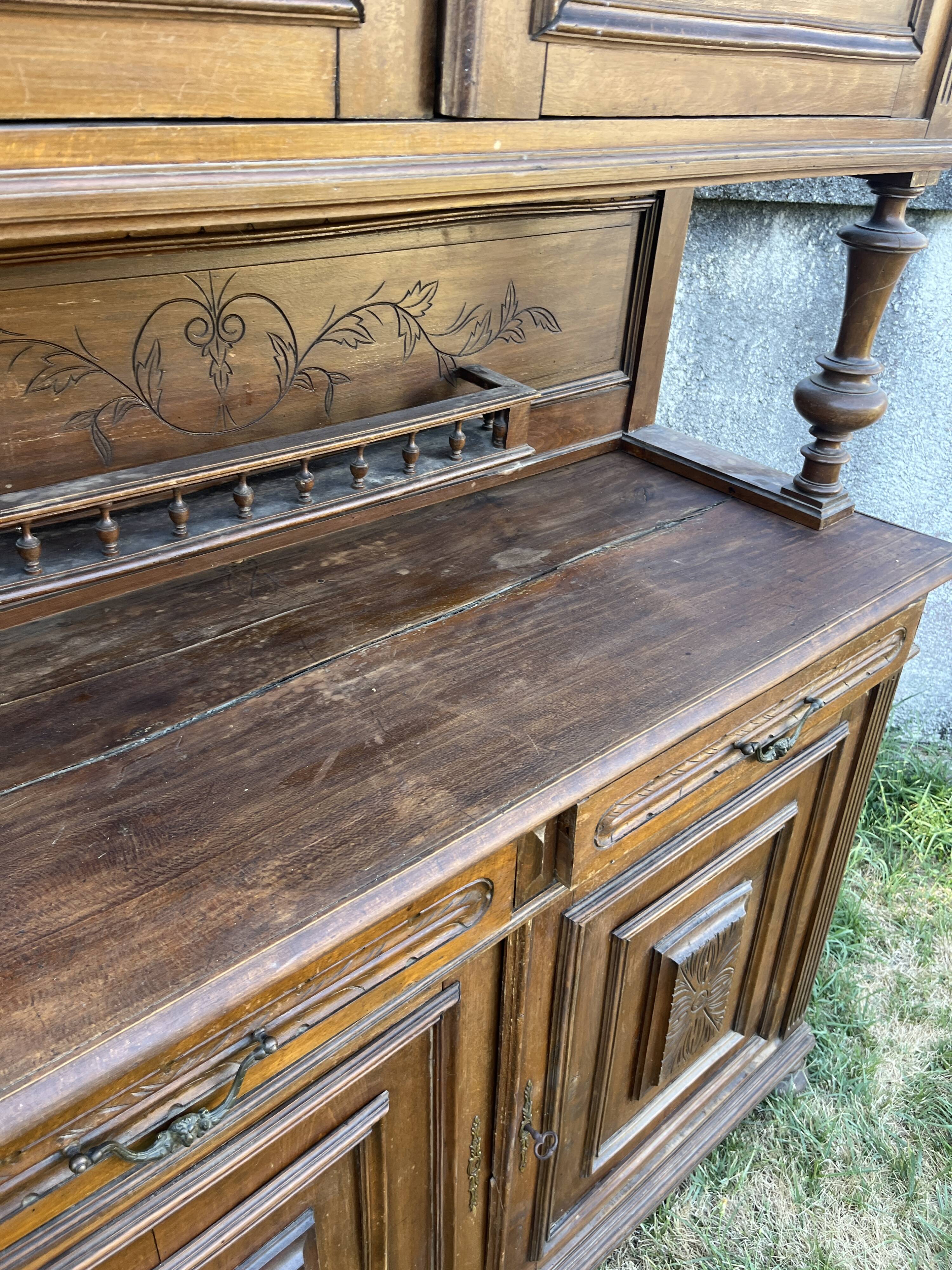 Large antique two-body buffet in wood - Carved dining room furniture
