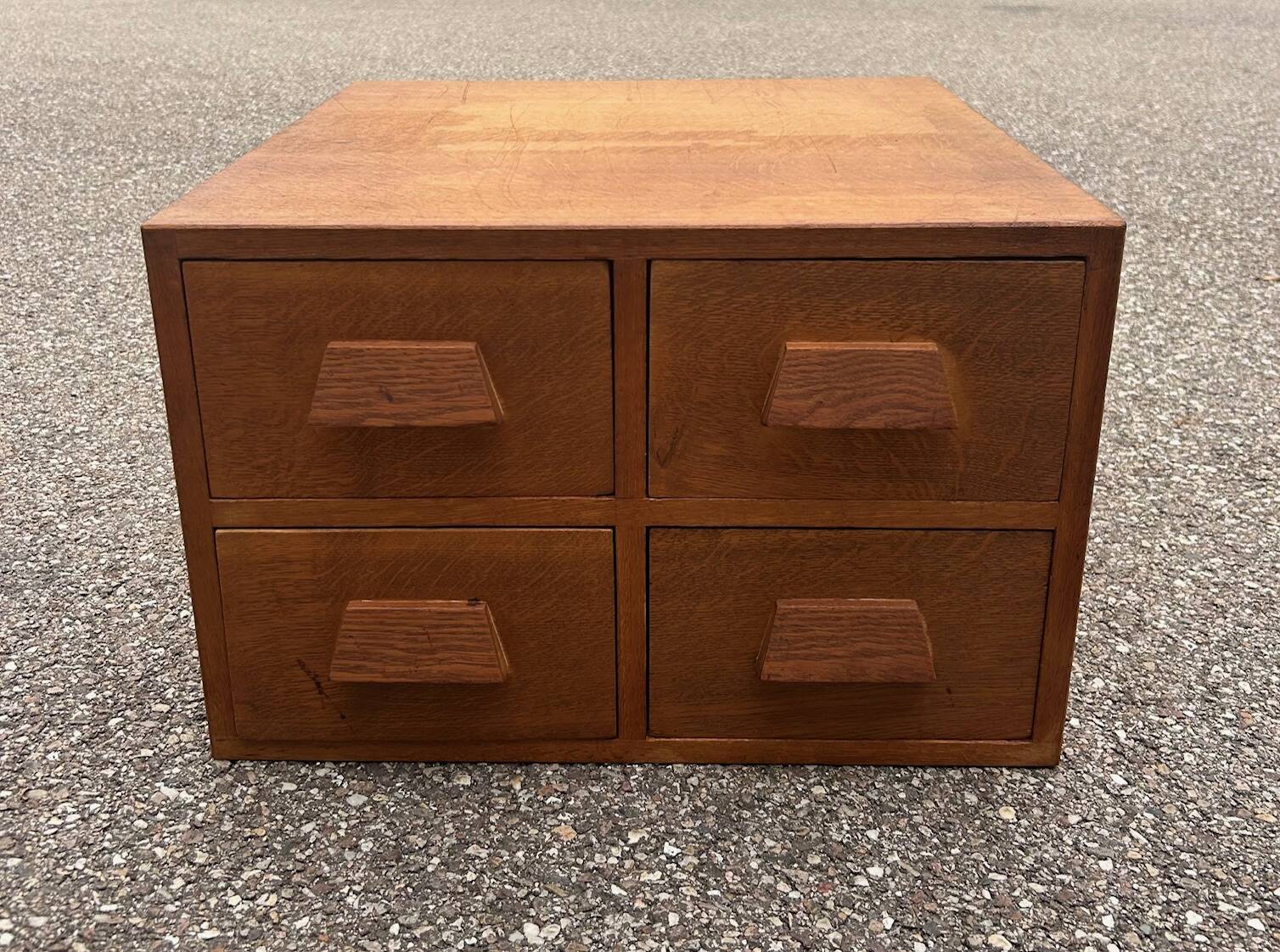Oak craft cabinet with 4 drawers