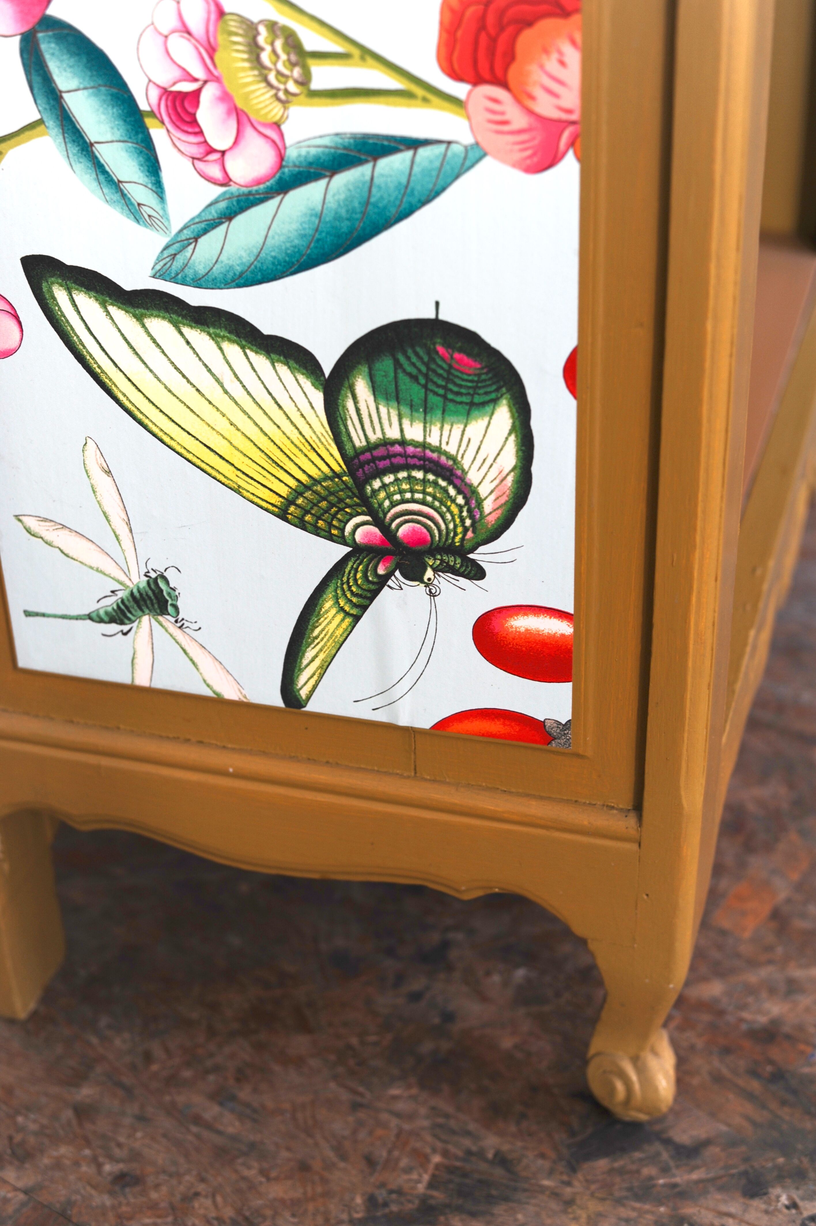 Child's bedroom wardrobe